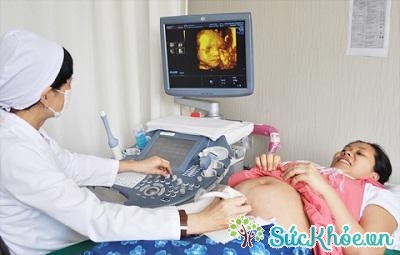 Cần khám thai và siêu âm định kỳ để phát hiện sớm dị tật ở thai nhi