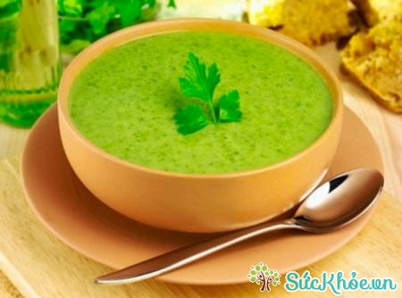 Món ăn dặm từ súp lơ xanh bổ dưỡng cho bé 