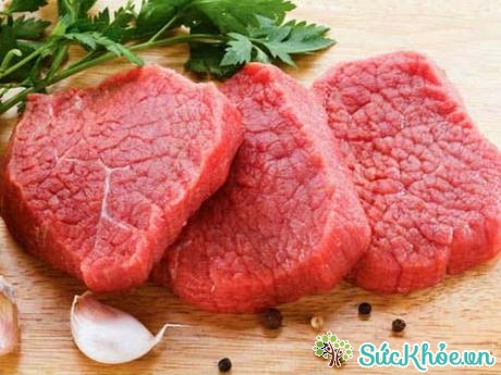 Thịt đỏ có nhiều chất béo, chất đạm nên mất nhiều thời gian để tiêu hóa