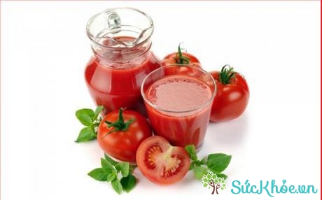 Uống nước ép cà chua vào thời điểm trước lúc đi ngủ sẽ cho giấc ngủ ngon giấc. 