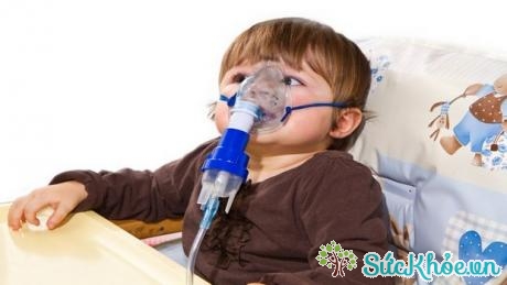 Thở khò khè là âm thanh phát ra khi bạn đang thở và tình trạng này thường xảy ra ở trẻ em
