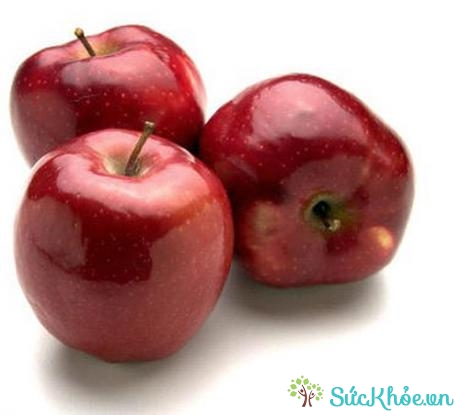 Theo các chuyên gia, việc tiêu thụ táo mỗi ngày được chứng minh không chỉ giúp chị em giảm cân mà còn ngăn ngừa nguy cơ phát triển bệnh ung thư