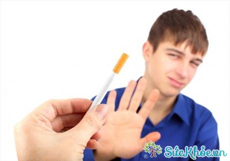Hút thuốc ảnh hưởng rất xấu tới sức khỏe nam giới 
