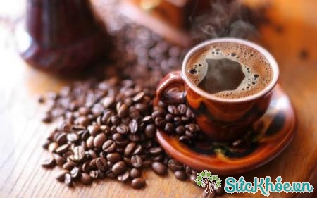 Caffein là chất hóa học có trong cafe, trà, cola...
