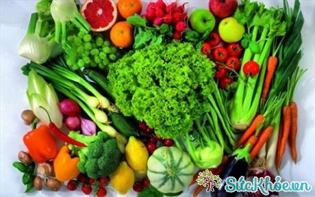 Ăn trái cây và rau tươi, nấu chín để bệnh viêm phổi mau chóng phục hồi 