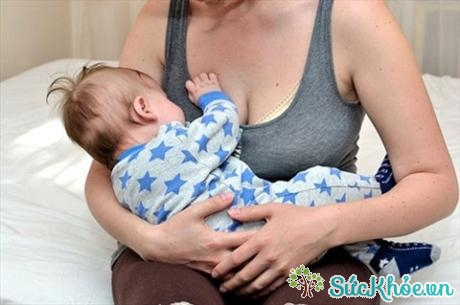Sữa mẹ được coi là nguồn tăng cường miễn dịch tự nhiên tốt nhất cho trẻ