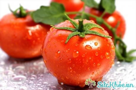Hạt cà chua cũng như hạt ổi, trong đường ruột, không tiêu hoá được (Ảnh minh họa: Internet)