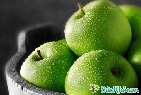 Dinh dưỡng trong táo xanh cũng rất tốt cho phổi