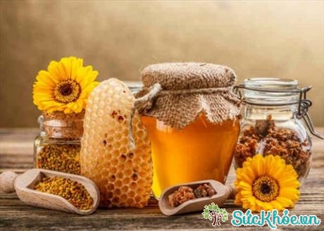  mật ong cũng có thể chứa nhiều sucrose có thể khiến các triệu chứng bệnh nặng hơn