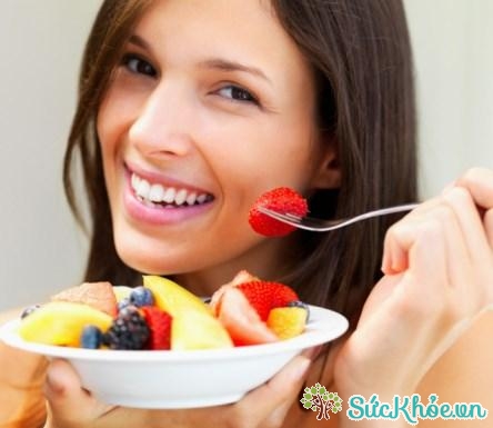 Trái cây và rau quả cung cấp nhiều chất xơ, vitamin...