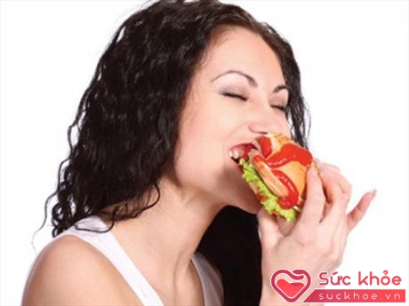 Việc ăn uống không kiểm soát dễ dẫn đến các bệnh tiêu hóa, đường ruột