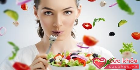 Trong “giai đoạn đốt mỡ”, bạn nên ăn những thực phẩm ít calo như rau xanh (ăn bao nhiêu cũng được) giúp bạn kiểm soát cơn đói trong quá trình chỉ số đường huyết lên xuống.