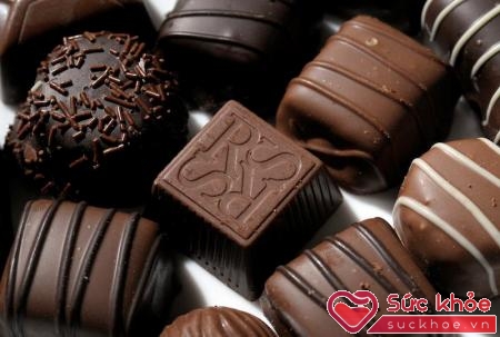 Sô cô la đen cũng giàu chất chống oxy hóa và lý tưởng là ăn vào buổi tối