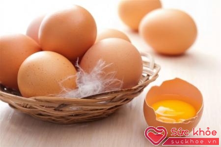 Chọn những quả trứng tươi và sạch để đảm bảo sức khỏe cho cả gia đình