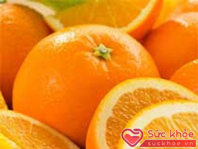 Trong cam có chứa một lượng lớn vitamin C, rất tốt cho sức khoẻ của bạn trong những ngày Tết