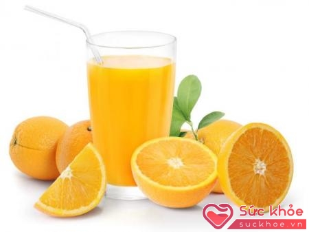 Cam và các loại trái cây họ cam quýt giàu vitamin C chống lại vi khuẩn gây bệnh