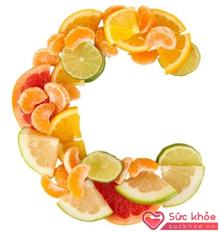 Tiểu ra máu là một trong những tác dụng phụ nặng nhất khi tiêu thụ vitamin C quá liều