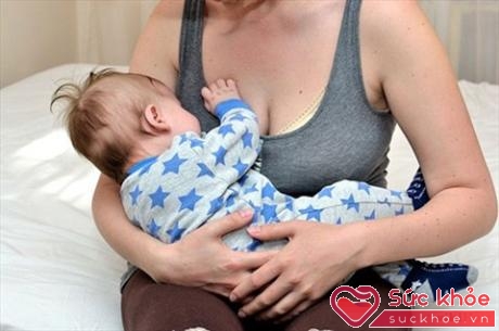 Sữa mẹ được coi là nguồn tăng cường miễn dịch tự nhiên tốt nhất cho trẻ
