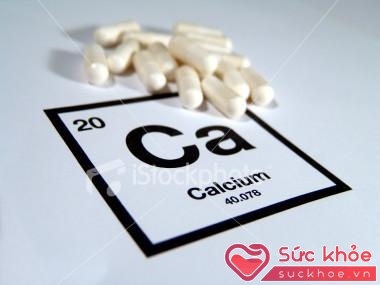 Cơ thể cần calcium để duy trì sức khỏe xương và răng, đồng thời giúp hệ thần kinh hoạt động tốt
