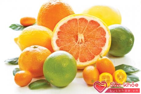 Hàm lượng vitamin C cao có trong cam, chanh, bưởi có tác dụng giảm lượng hoóc-môn stress, giúp bạn vượt qua những thời điểm căng thẳng.