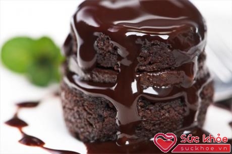 Chocolate hay nước có ga là những loại thực phẩm có chứa chất kích thích gây ảnh hưởng tới hệ thần kinh