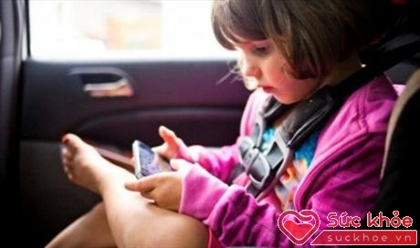 Hãy thắt chặt giờ giấc sử dụng smartphone của trẻ