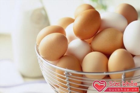 Trứng là thực phẩm quen thuộc nhưng bạn chỉ nên ăn chín 