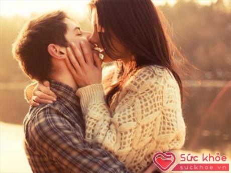 Nụ hôn ngọt ngào là dấu hiệu tình yêu đích thực (Ảnh minh họa: Internet)