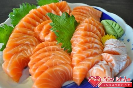 Cá hồi là một trong những nguồn axit béo omega-3 tốt nhất