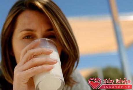 Sữa có chứa các vitamin và khoáng chất hoạt động như một liều thuốc giúp giảm căng thẳng hiệu quả