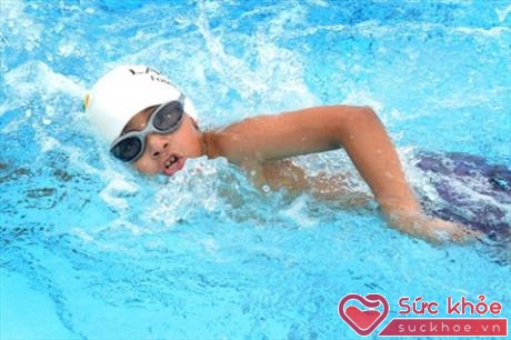 Không biết bơi là một trong những lý do khiến trẻ tử vong do đuối nước ngày càng cao (Ảnh: Internet)