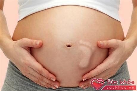 Một thai nhi khỏe mạnh sẽ đạp khoảng 15 đến 20 lần mỗi ngày