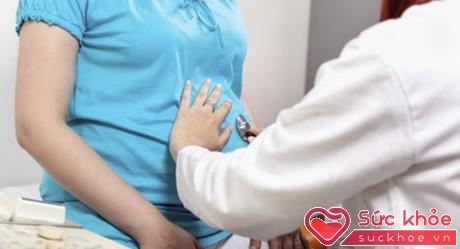 Khám thai đều đặn sẽ giúp mẹ đảm bảo có thai kỳ khỏe mạnh