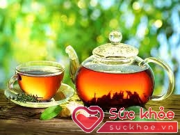Uống trà thảo dược là một trong những cách thanh lọc cơ thể