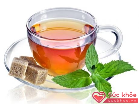 Nếu bạn uống trà thảo dược vào buổi sáng sớm trong mùa mưa, nó sẽ giữ cho cổ họng của bạn tránh khỏi các bệnh lây nhiễm