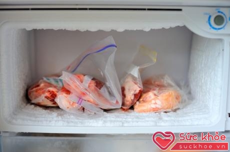Bảo quản thịt ở nhiệt độ -10 độ C trong 10 ngày có thể làm bất hoạt nang ấu trùng sán dây .