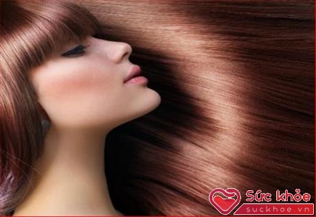 Duỗi tóc là phương pháp được phái nữ lựa chọn để giữ cho tóc thẳng một cách lâu bền.