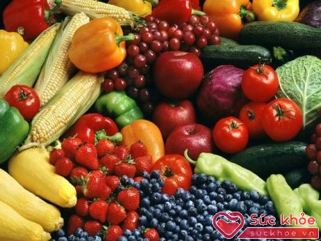 Ăn nhiều rau quả để tăng sức đề kháng cho cơ thể.