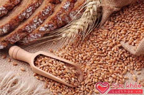 Nên ăn ngũ cốc nguyên hạt thay vì ăn bánh mì vào bữa trưa