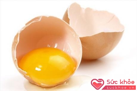 Ăn lòng đỏ trứng có khả năng làm tăng mức dopamine - hormone khiến bạn cảm thấy hạnh phúc.