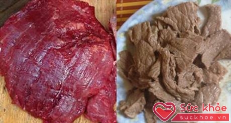 Miếng thịt được giới thiệu thịt bò thăn (trái), màu đỏ au khó phân biệt được với thịt bò thật nhưng khi nấu lên màu bợt, không mùi bò và giống thớ thịt lợn (Ảnh: Phan Dương)