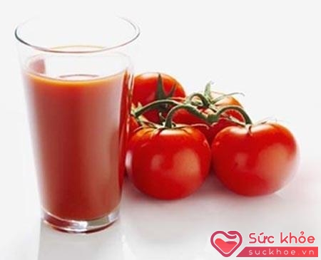 Cà chua chứa nhiều axit có tác dụng kích thích quá trình trao đổi chất của cơ thể