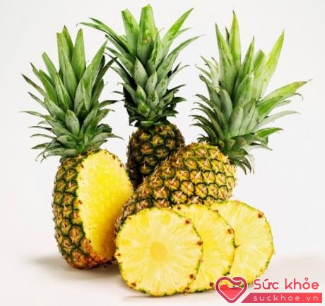 Dứa là loại trái cây nhiệt đới, chứa rất nhiều chất dinh dưỡng có lợi. 