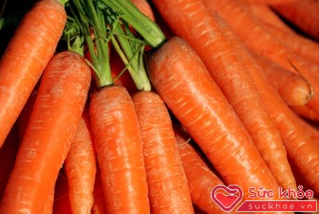 Chọn củ cà rốt nhỏ sẽ ngon hơn