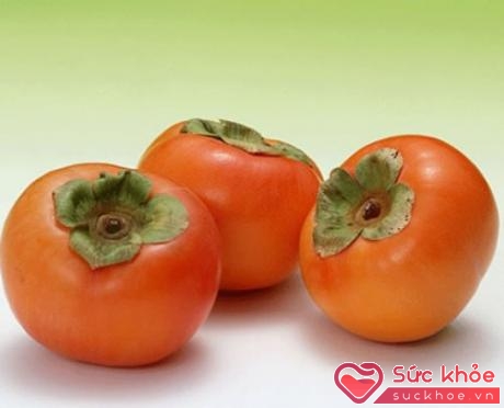 Quả hồng ăn cùng với trứng có thể gây ra ngộ độc