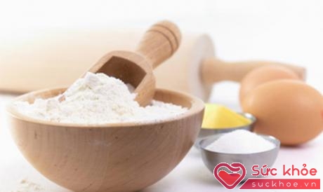 Các nhóm vitamin nhóm B trong bột mì rất cần thiết để tái tạo tế bào da.