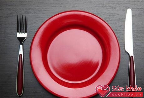 Những người dùng đĩa có đường kính từ 21-22cm cho các bữa ăn có thể ăn ít hơn khoảng 22% so với những người ăn từ các đĩa lớn hơn.