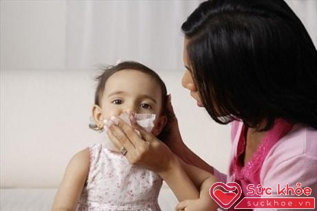 Viêm mũi dị ứng thường có trước khi phát triển thành bệnh hen suyễn ở trẻ em