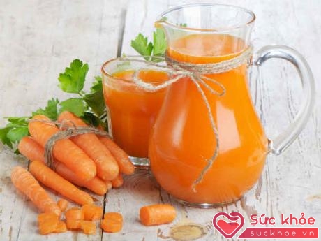 Nước ép cà rốt giúp đào thải axit uric