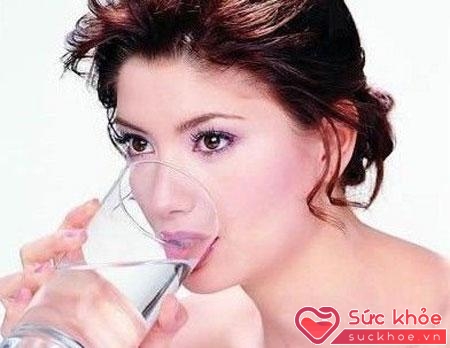 Uống nước lọc hàng ngày giúp bạn thanh lọc cơ thể